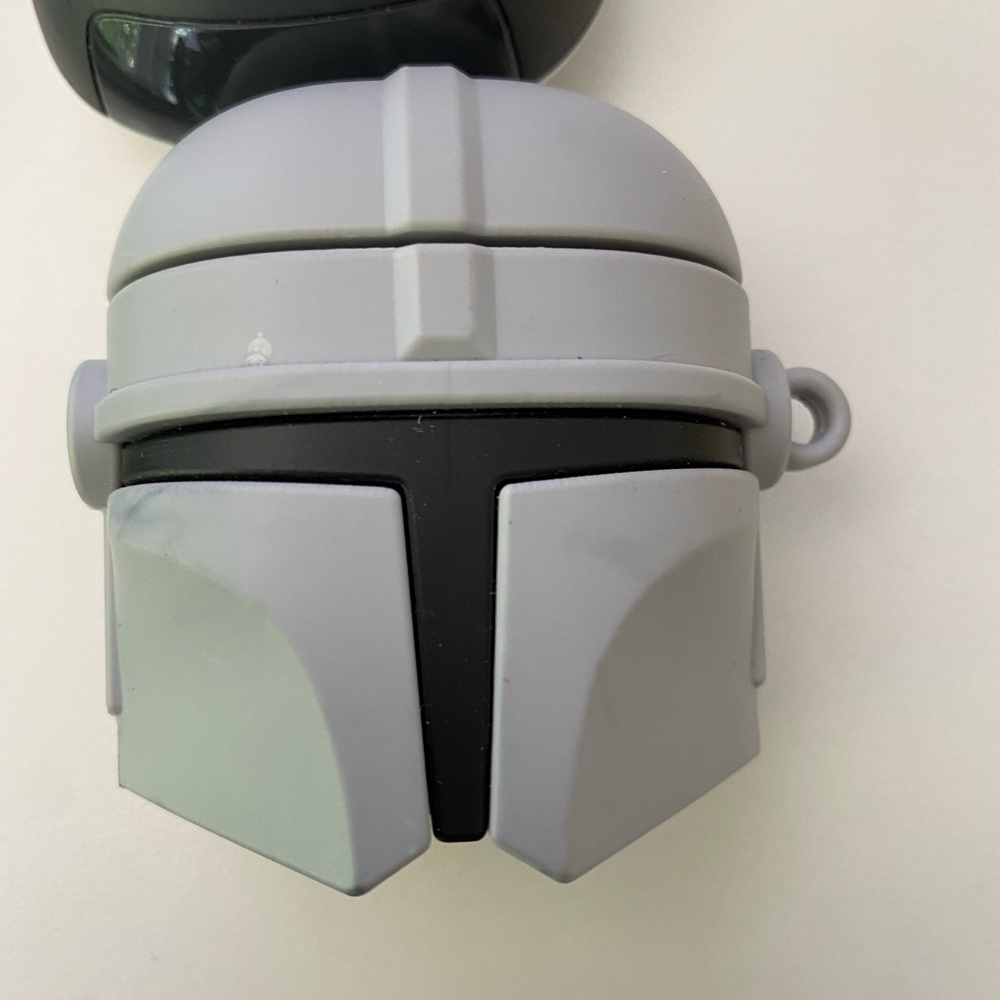 Mandalodian AirPods Case